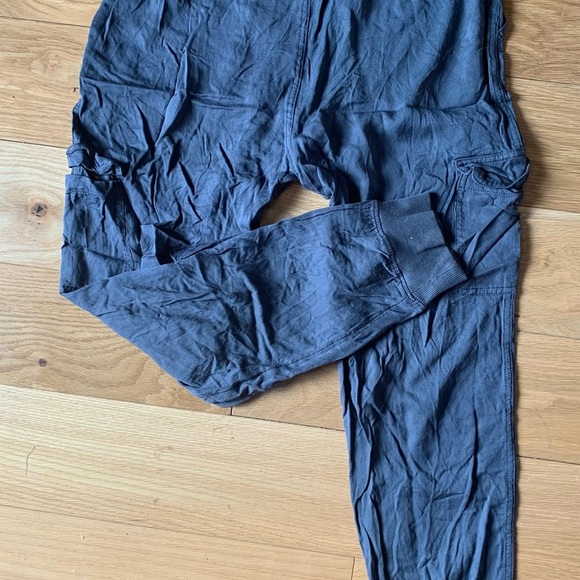 Aerie Grey Jogger Pants​ - Picture 5 of 5